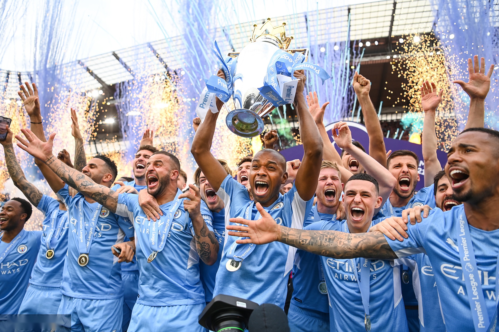 参赛者努力 参赛者努力